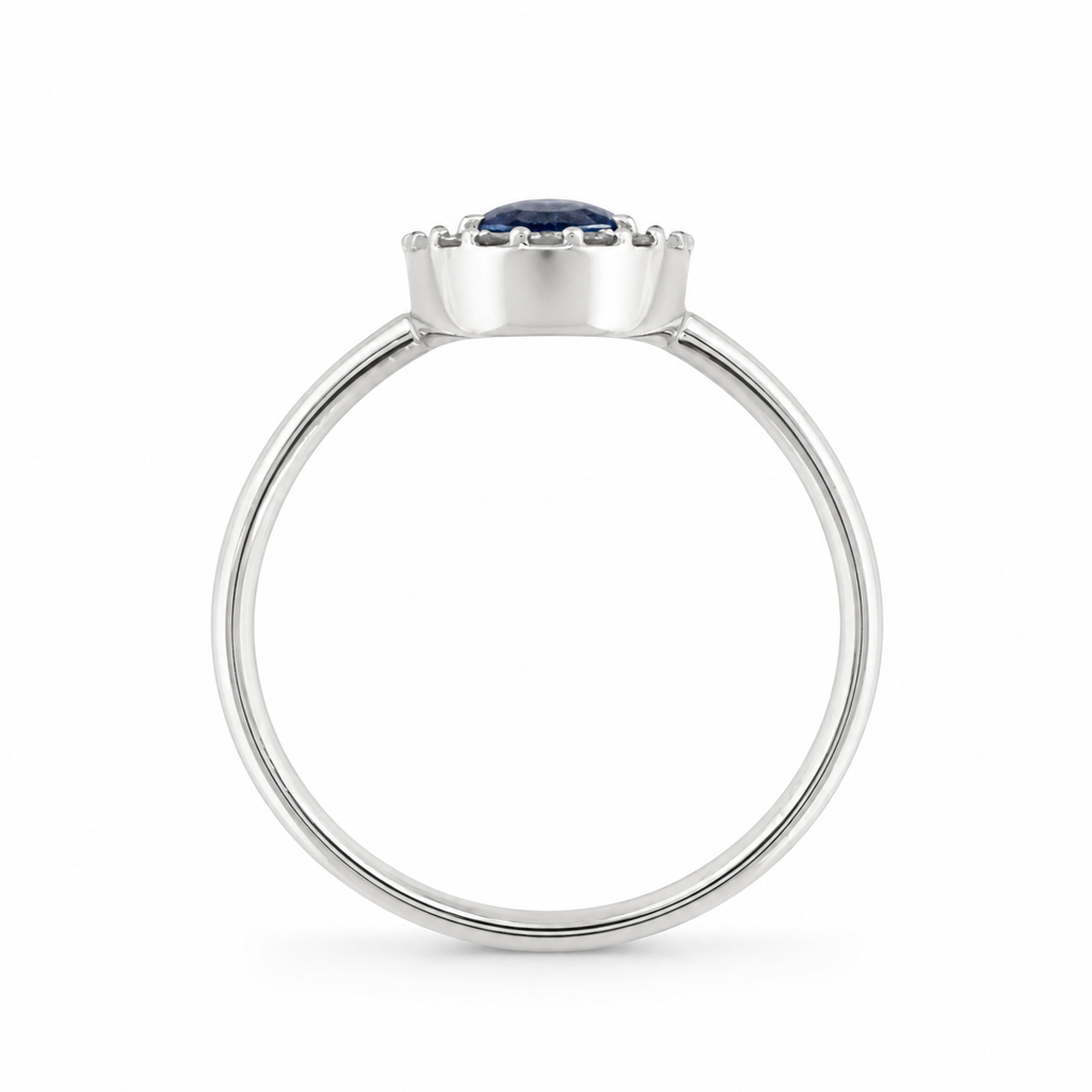 Ring mit Ceylon Saphir 1,06 ct. und Brillanten 0,18 ct in 18 Karat Weissgold