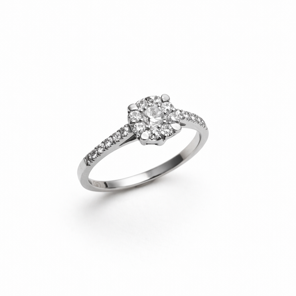 Ring in 18 Karat Weißgold mit 21 Brillanten 0,47 ct.