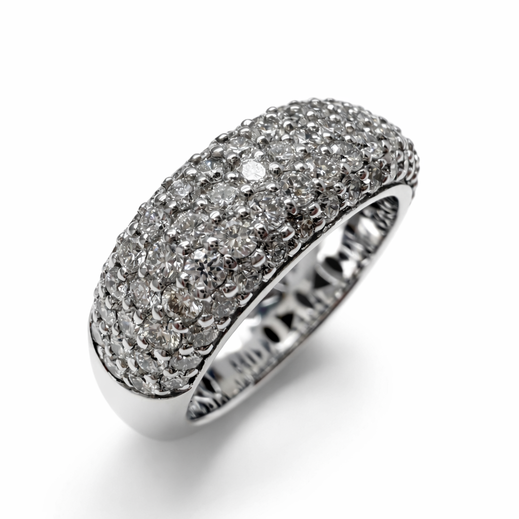 Ring mit Pavé Brillanten 1,86 ct aus 18 Karat Weißgold