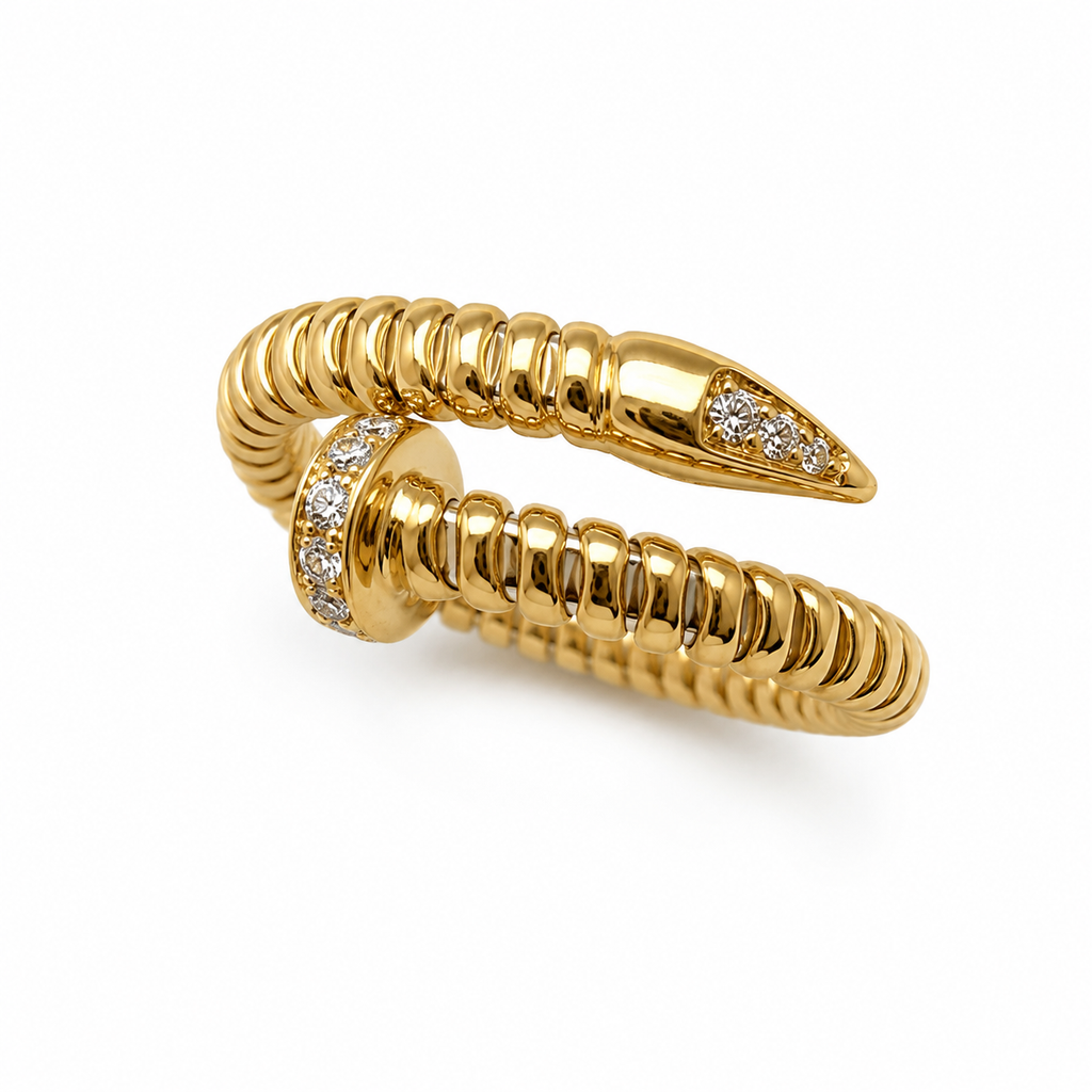 Ring in Nagelform mit Brillanten 0,07 ct in 18 Karat Gelbgold