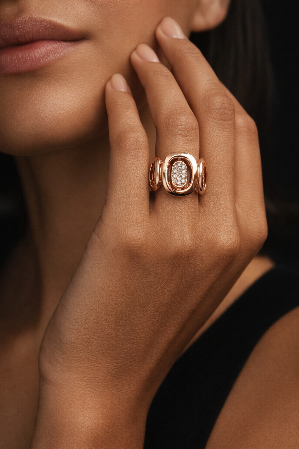 Ring in 18 Karat Rot- und Weißgold mit 0,14 ct. Brillanten Handgefertigt