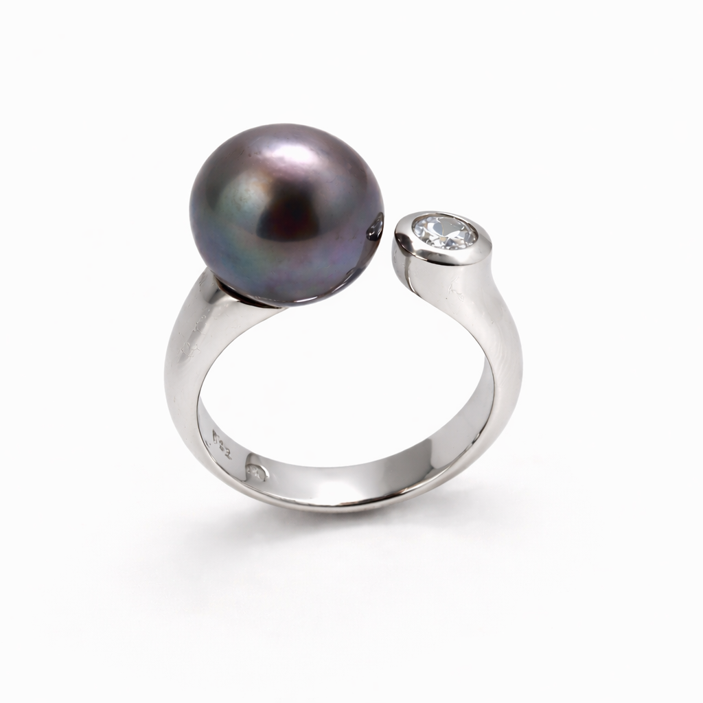 Ring mit Tahiti-Perle und Brillant 0,23ct