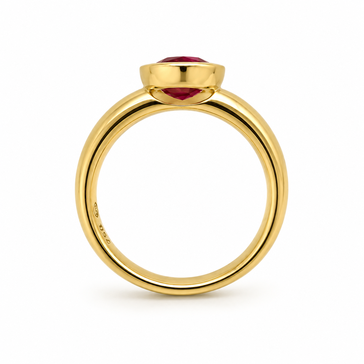Ring mit Rubin in 18 Karat Gelbgold