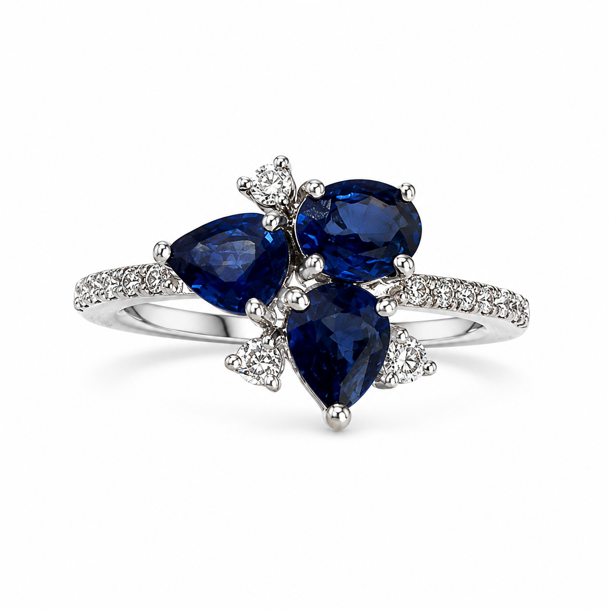 Ring mit Saphir 1,19ct. und Brillanten 0,14ct. in 18 Karat Weissgold