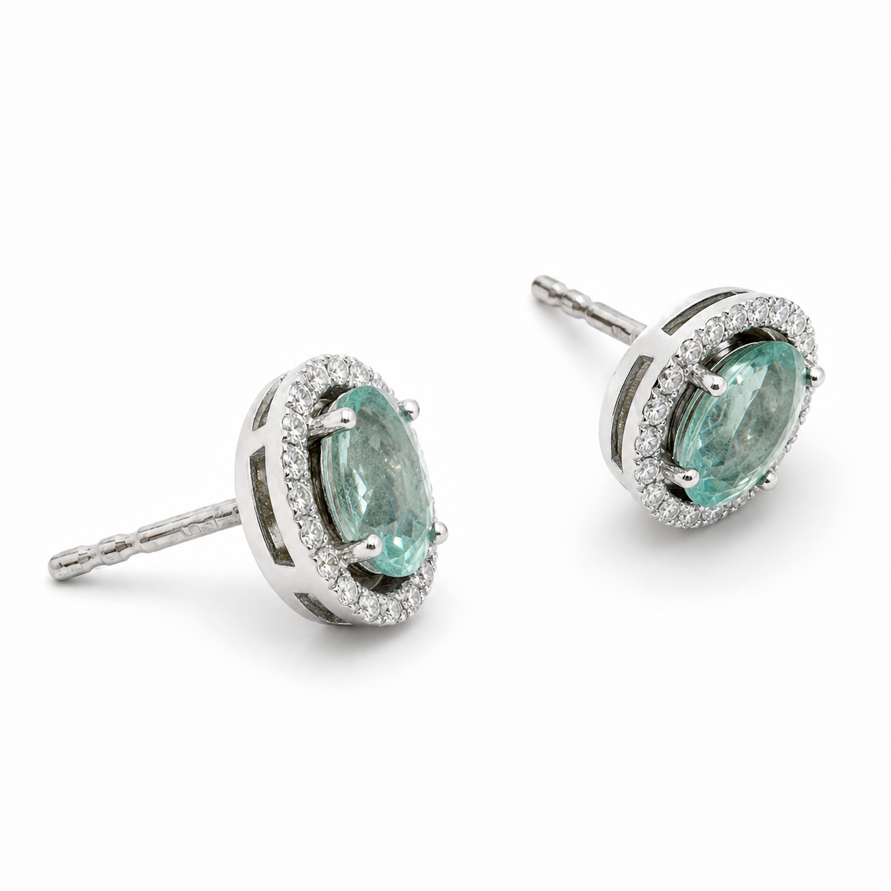 Ohrstecker mit Paraiba Turmalin 0,83 ct und Brillanten 0,18 ct in 18 Karat Weißgold