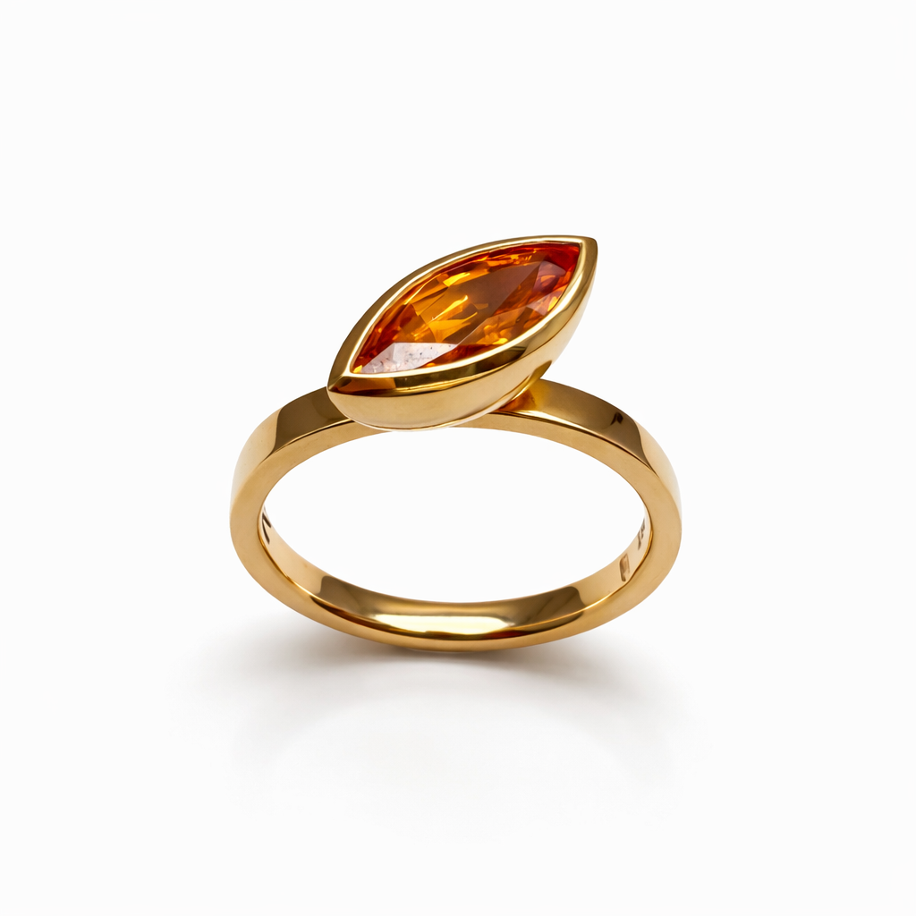 Ring mit Mandaringranat in 18 Karat Gelbgold