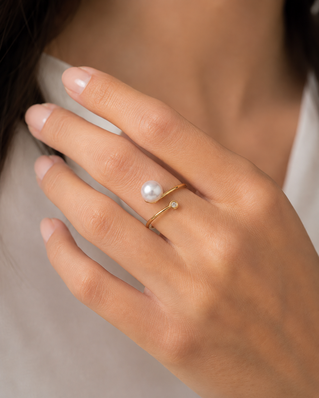 Ring mit Perle und Brillant 0,04ct in 18 Karat Gelbgold