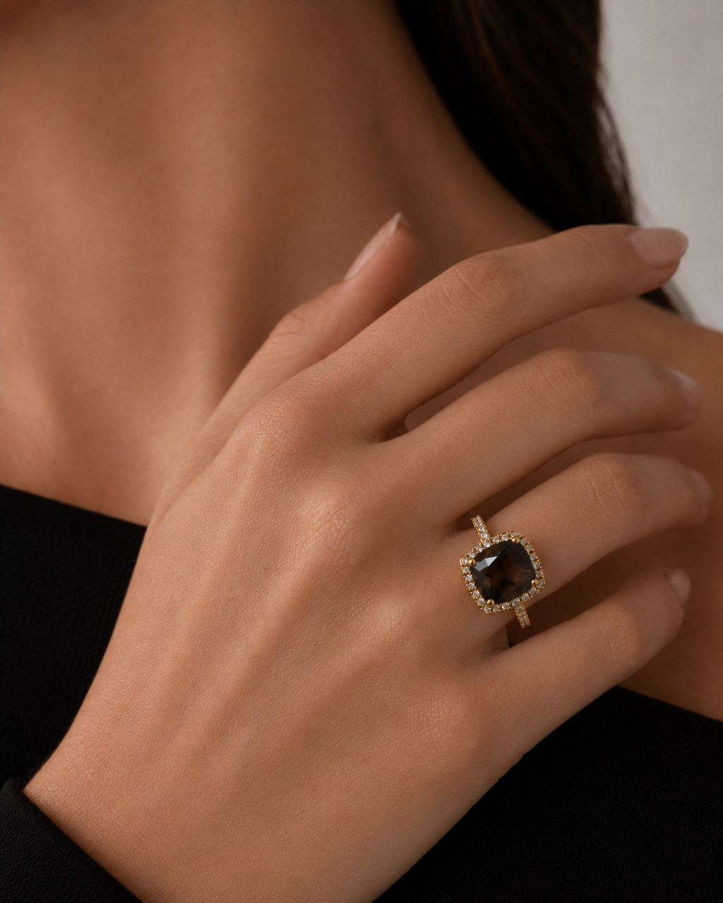 Ring mit Rauchquarz 1,88 ct und Brillanten 0,29 ct in 18 Karat Gelbgold