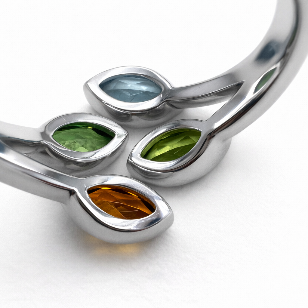 Ring aus 18 Karat Weißgold mit Peridot, Citrin, Topas und grünem Turmalin