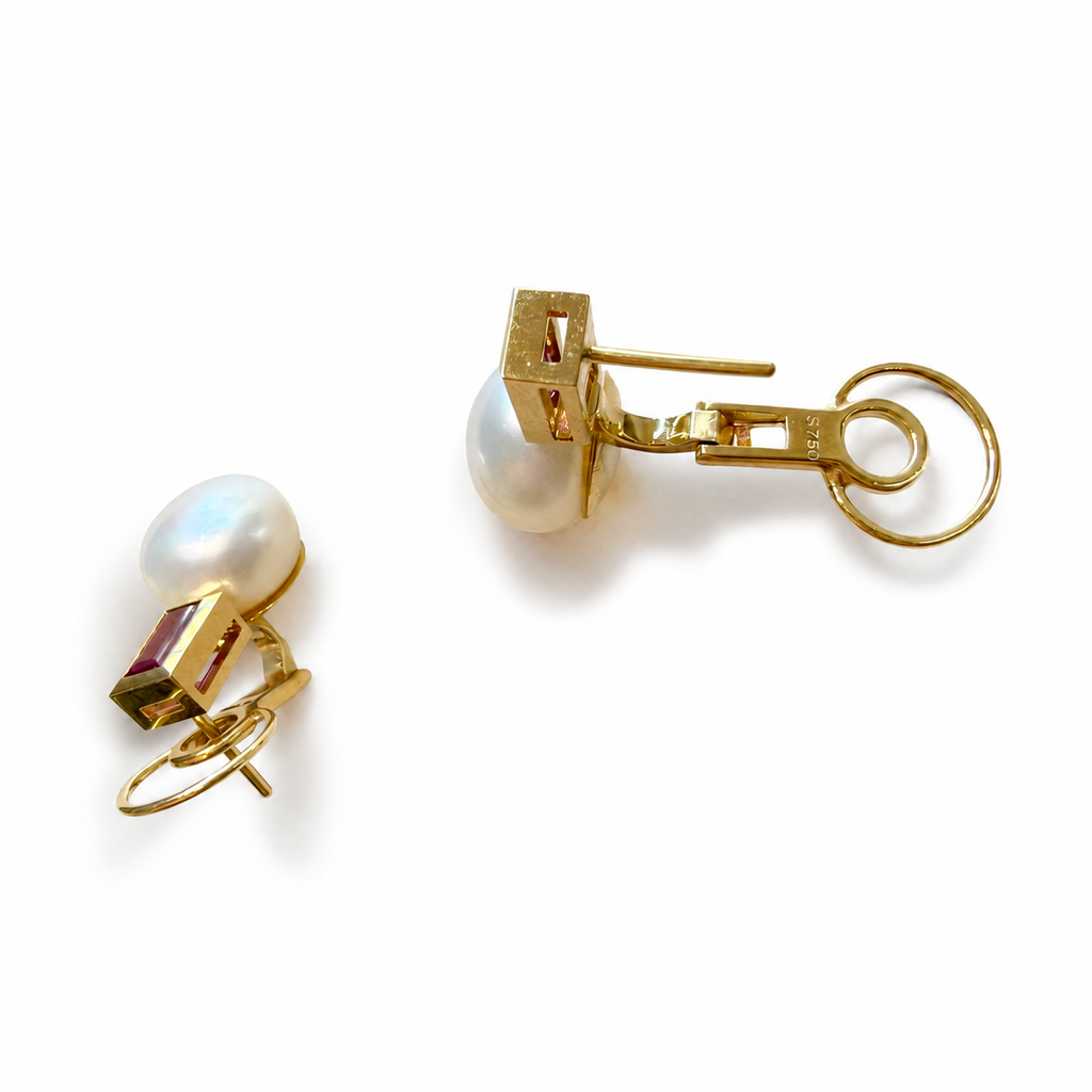 Ohrschmuck mit Perlen 19,26ct. und Rhodolith 1,33ct. in 18 Karat Gelbgold