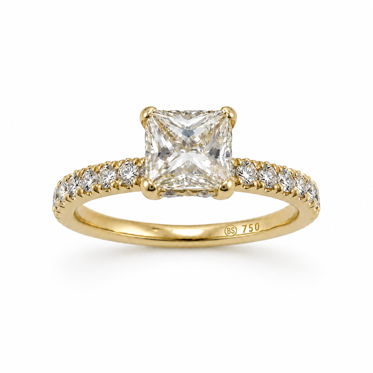 Ring mit Diamant im Princess Cut 0,74 ct. aus 18 Karat Gelbgold