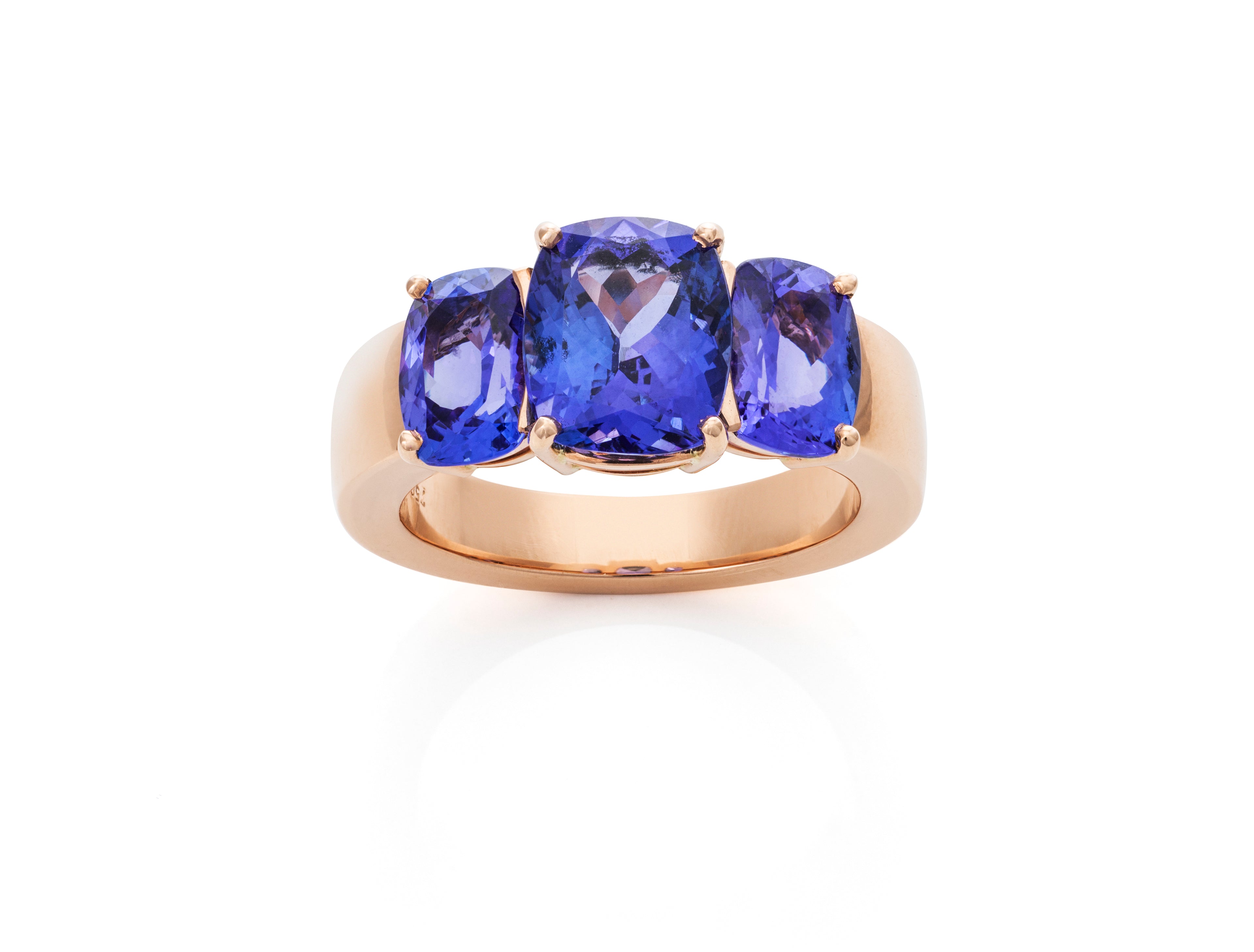 Ring mit Tansaniten in 18 Karat Rotgold
