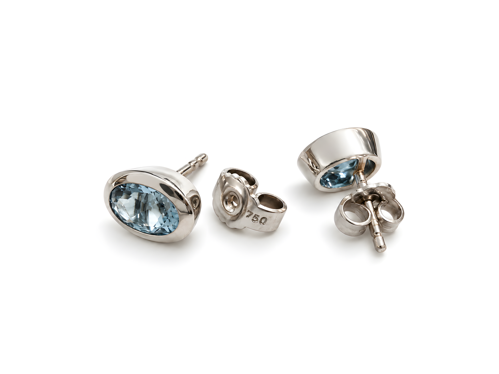 Ohrschtecker mit Aquamarin 1,56 ct. in 18 Karat Weissgold