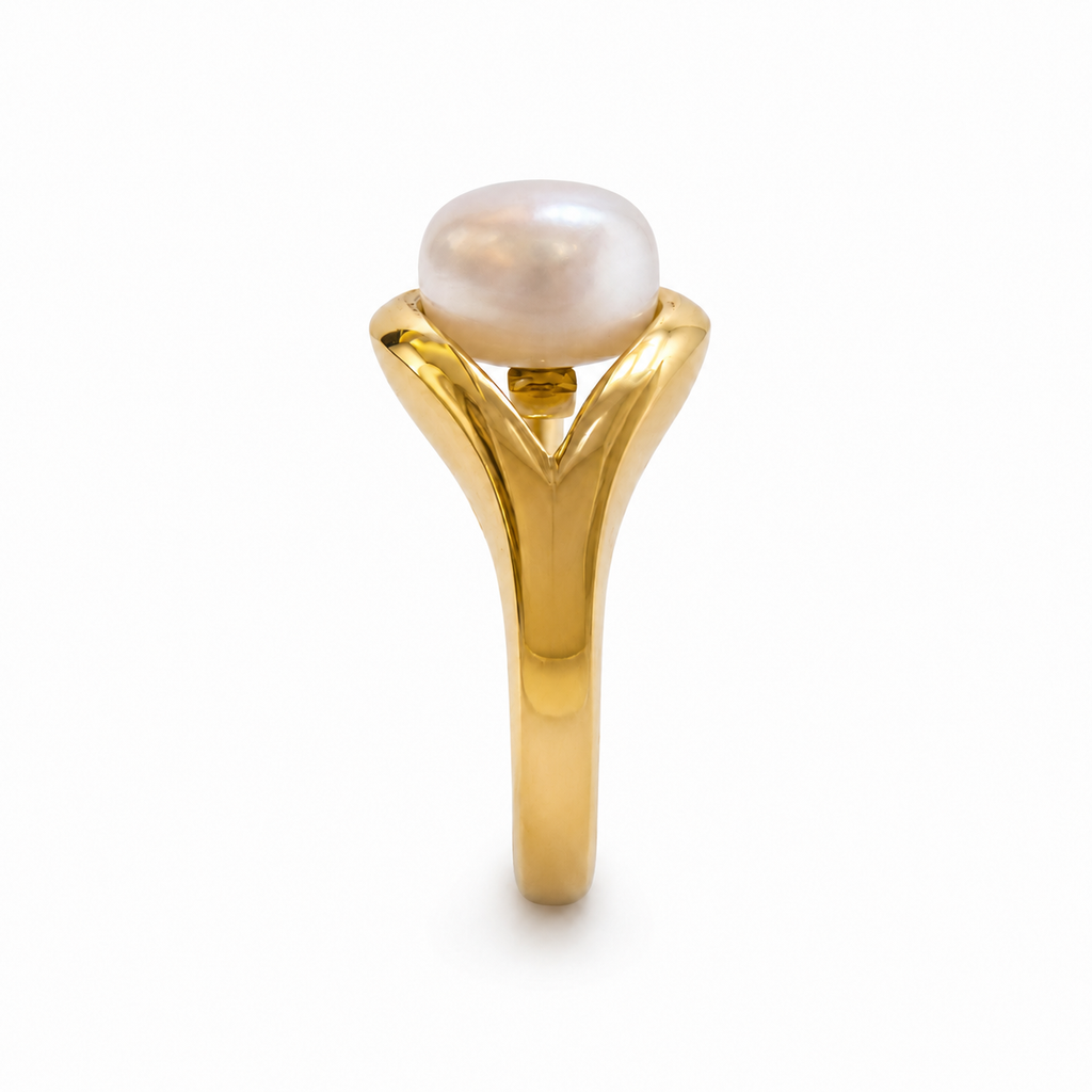 Ring mit Süsswasserzuchtperle in 18 Karat Gelbgold