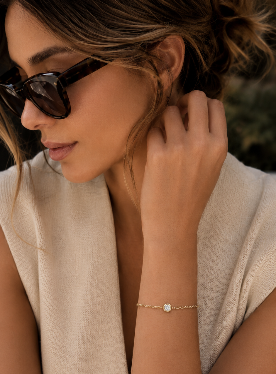 Armband mit Brillant 0,10 ct in 18 Karat Gelbgold