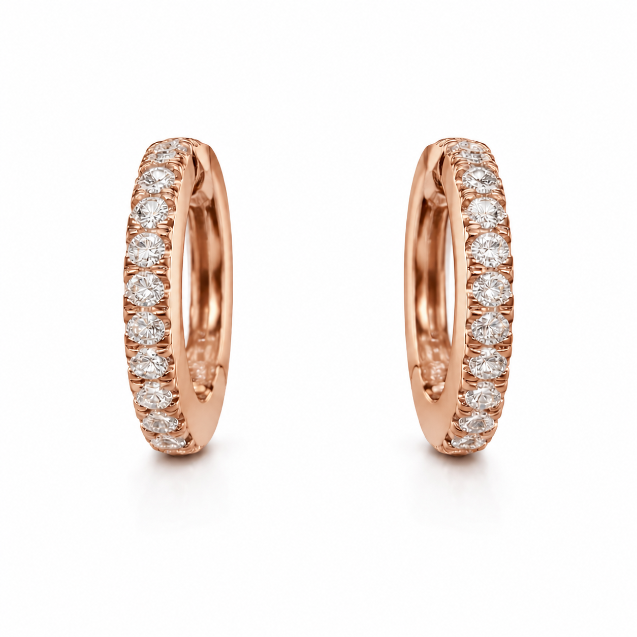 Creolen in 18 Karat Roségold mit Brillanten 0,35 ct