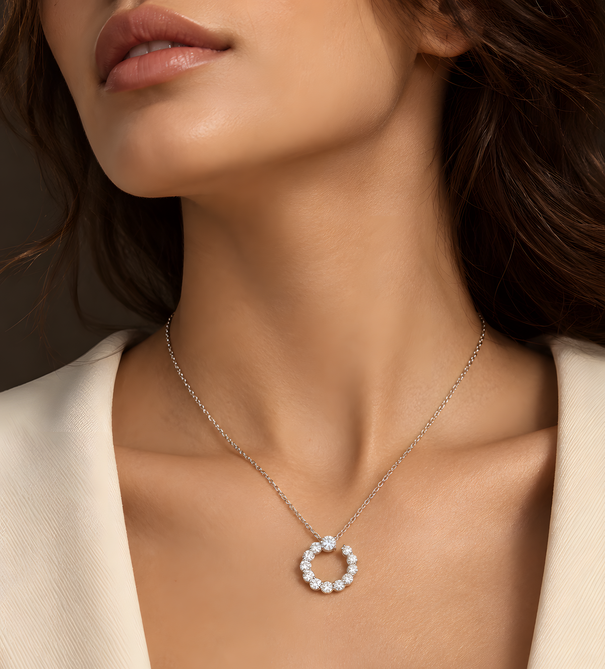 Collier mit Anhänger und Brillanten 0,43 ct. in 18 Karat Weißgold
