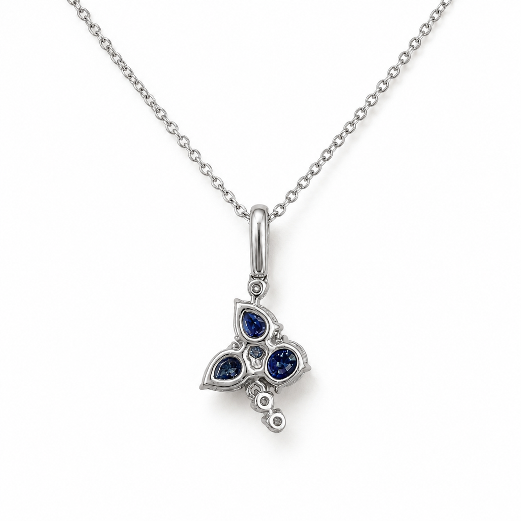 Anhänger mit Saphir 1,25ct. und Brillanten 0,09ct. in 18 Karat Weissgold