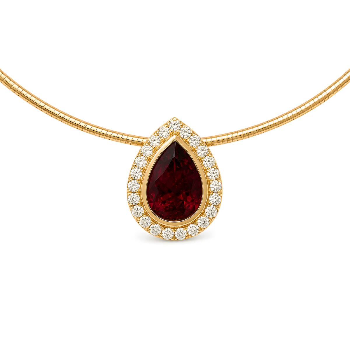 Anhänger mit Turmalin 2,25ct. und Brillanten 0,44ct. in 18 Karat Gelbgold