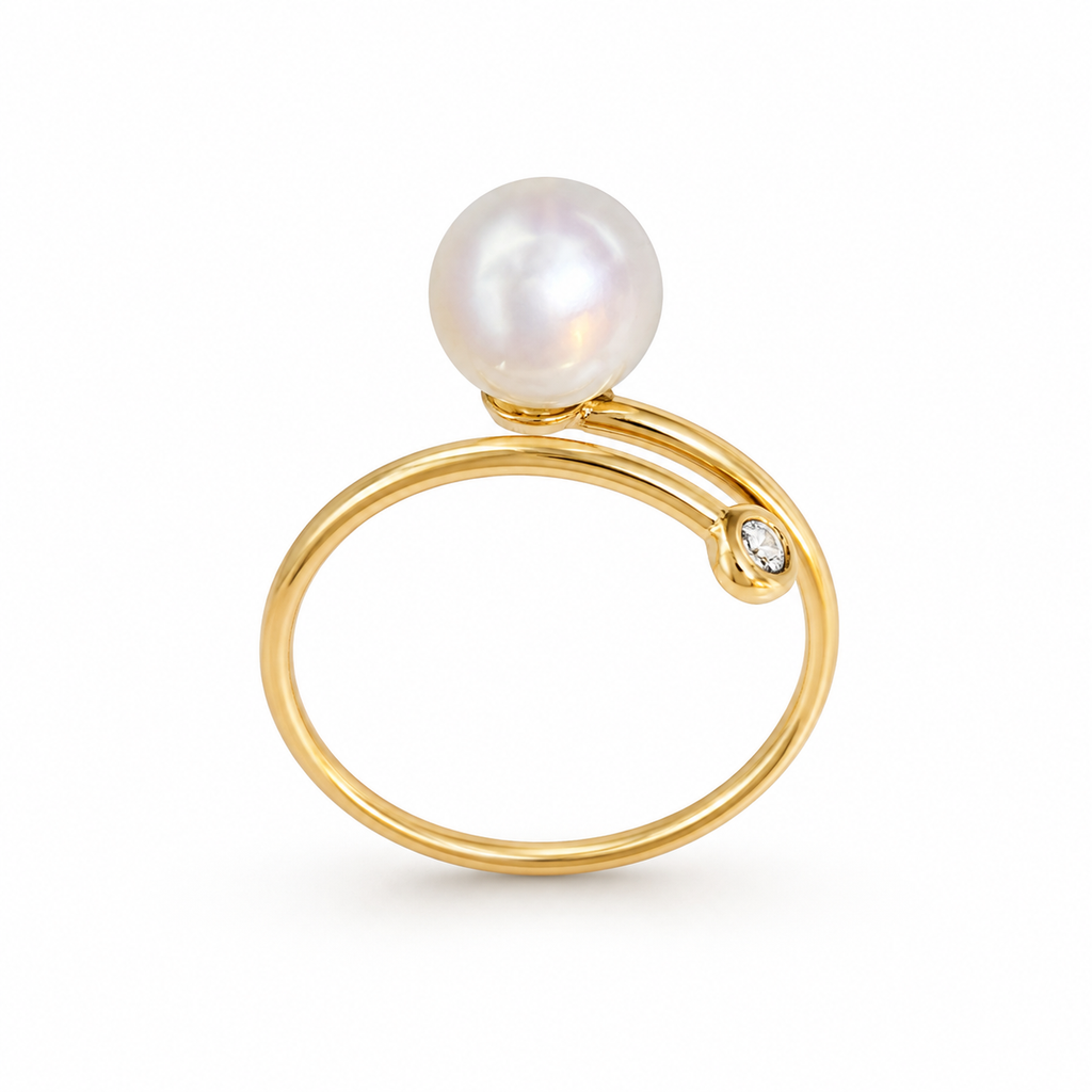 Ring mit Perle und Brillant 0,04ct in 18 Karat Gelbgold