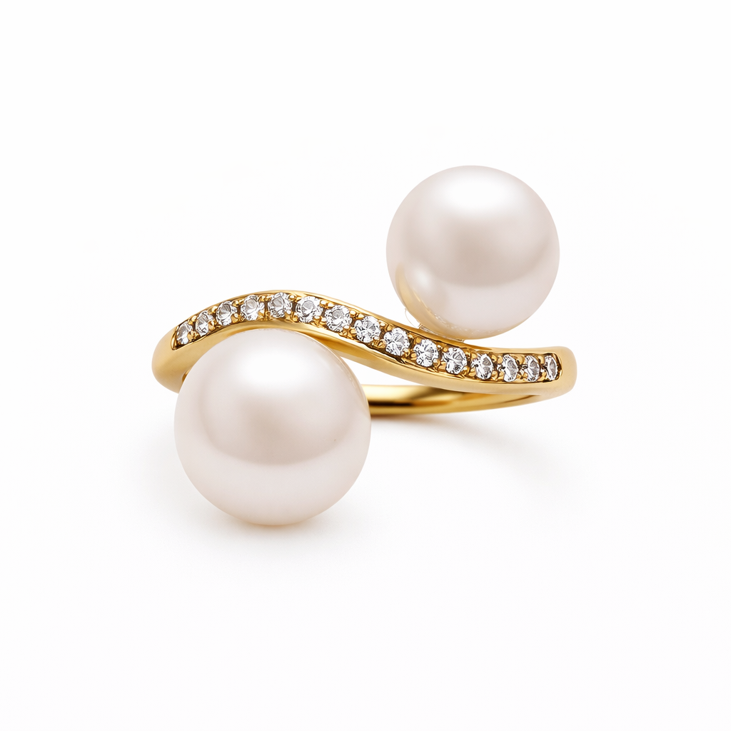 Ring mit Akoyaperle 7,5–8 mm und Diamanten 0,10 ct. aus 18 Karat Gelbgold